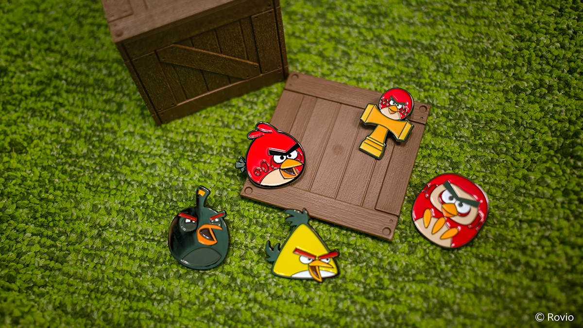SEGA_OFFICIAL's tweet photo. ／
🐦「Amazonでも#AngryBirdsのグッズ販売中！」
＼

アングリーバードのおなじみのキャラクターたちのグッズが
Amazonでも購入できるようになりました。

ピンズやステッカー、Tシャツなどなど…是非チェックしてみてください！
▼詳細はこちら
https://t.co/xahdzbzgxl https://t.co/WRUMpi6aRW