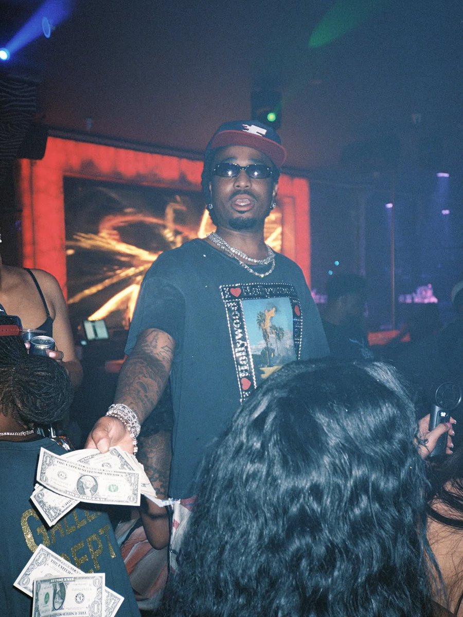 wavecheckers's tweet photo. Quavo always got it on 🔥 https://t.co/aqwPYEimGb