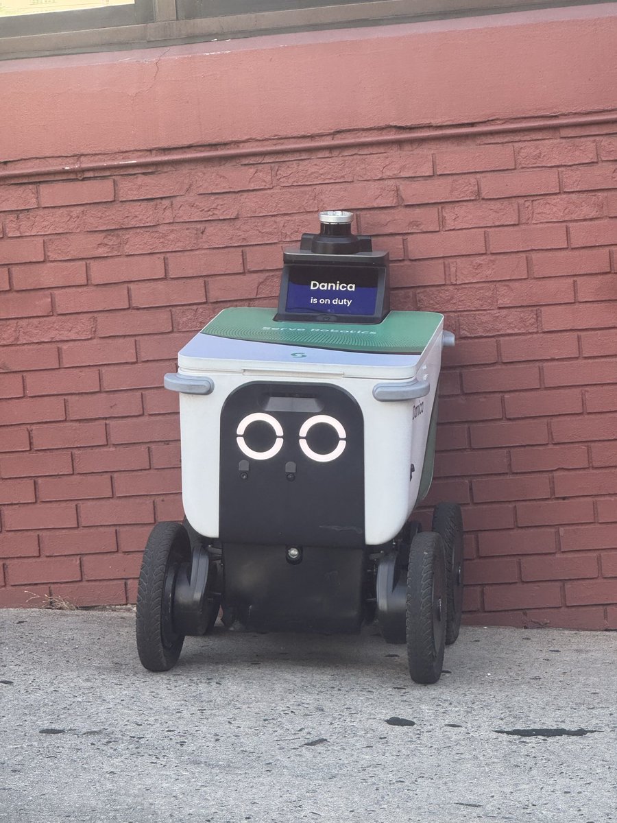 superintohorses's tweet photo. I feel more maternal towards these robots than any concept of a real human child of my own https://t.co/dsbk2fKeBO