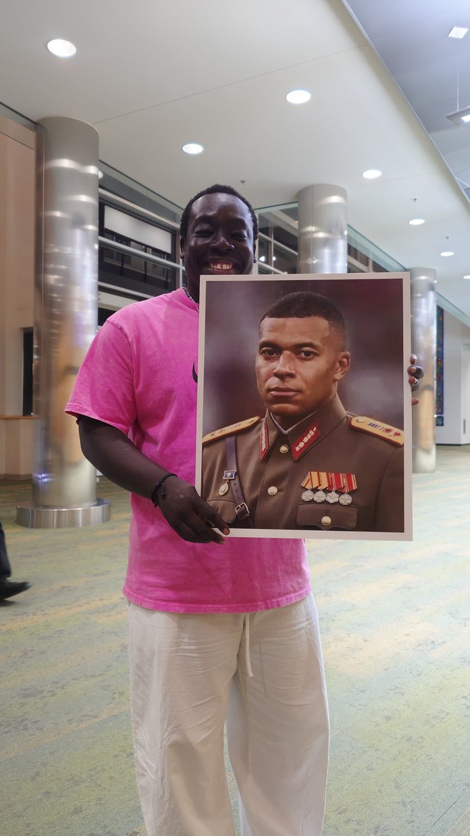 Imor_77's tweet photo. #WWE #RAW dictator mbappe https://t.co/d3nEwNX5qq