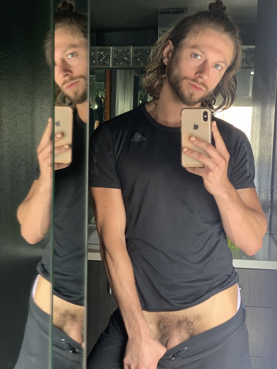 AustinXAvery's tweet photo. I just can’t help myself https://t.co/sNmsSF1y5G