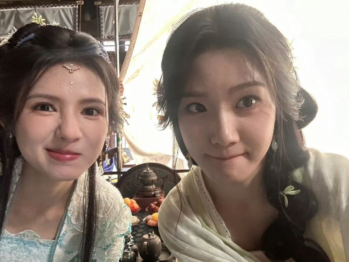 daiovl's tweet photo. 《입청운》 천기공주 X 명의
여자들 투샷 더 주세요… 👼🏻 https://t.co/XeC85KKL37