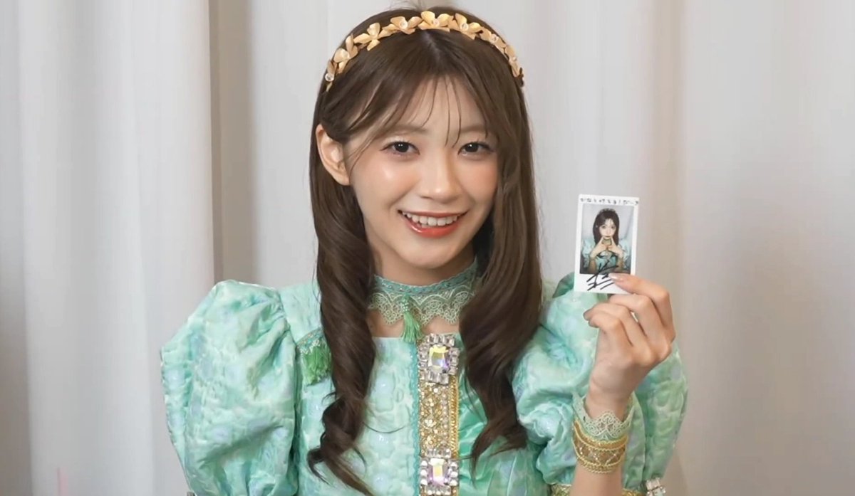 SmgsDiK's tweet photo. 久しぶりのオン特ありがとうございました💚
ハングル文字のお名前の方も増えてきているので、メンバーのみなさんも韓国語の勉強も頑張らないとですね！ 
原宿から世界へ🌏
 #CUTIESTREET
 #きゅーすと
 #板倉可奈
 #かなと叶える https://t.co/5b3bYzZFFx