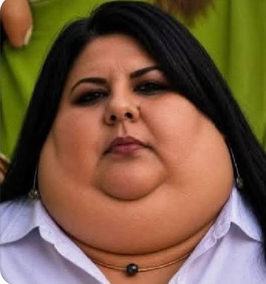 Javierito321's tweet photo. Alguien sabe quien es ella? me avisan por fa https://t.co/5j3T9jO5Wl