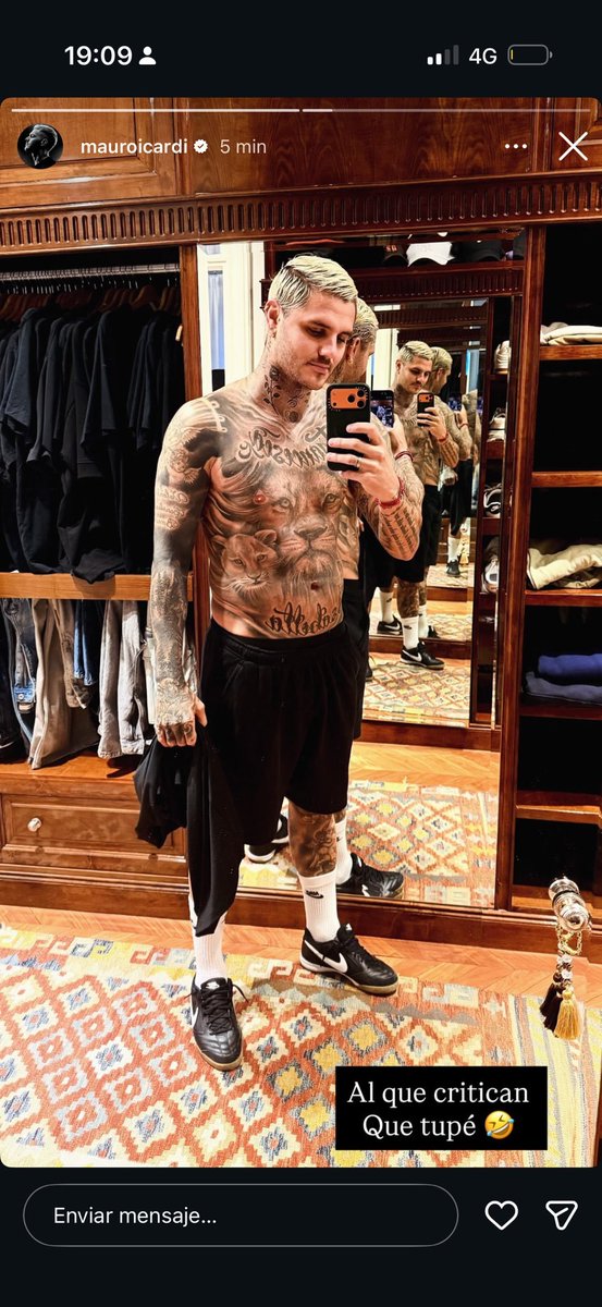 lachicabartt's tweet photo. Mauro icardi con Wanda/ Mauro Icardi con la china suarez https://t.co/OTCWlDBRKk