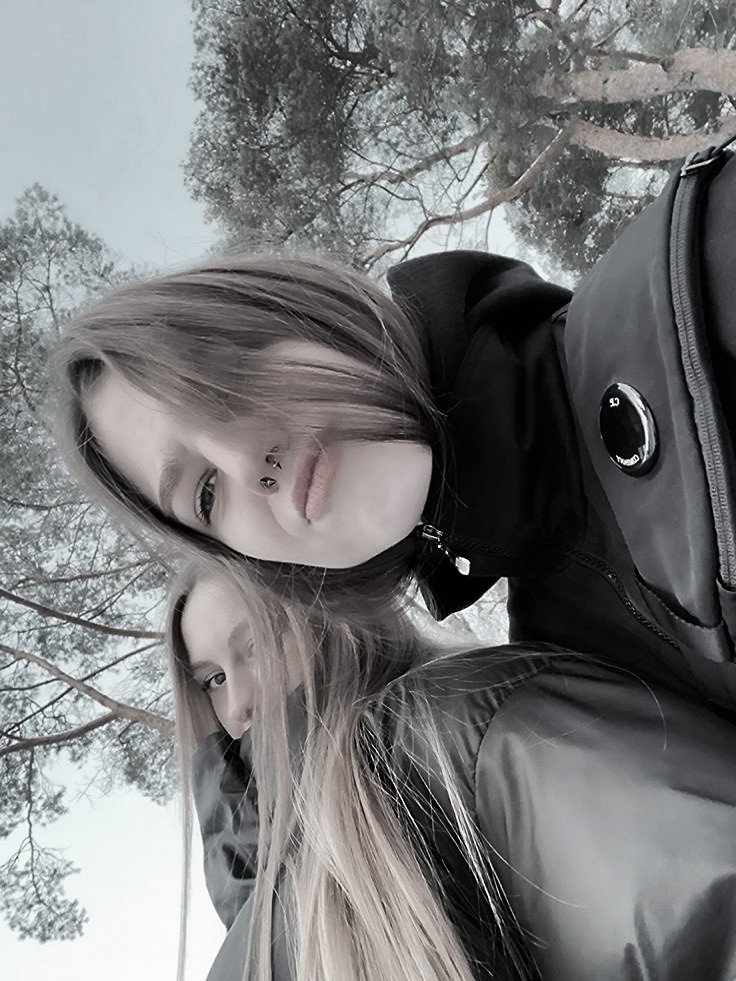 Extr3blue's tweet photo. ㅤ

ㅤㅤㅤㅤㅤ Один месяц рядом с тобой.
Joyeux premier mois, mon amour. Je t'aime de tout mon cœur, tu es tout pour moi.     𔘓

ㅤ https://t.co/CoKEaH4Gjt