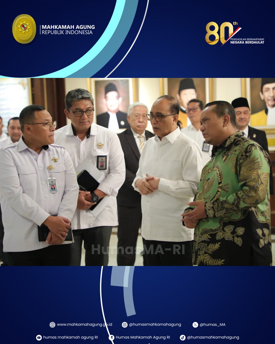 Humas_MA's tweet photo. RAIH OPINI WTP KE-14, MAHKAMAH AGUNG TERIMA LHP LAPORAN KEUANGAN 2025 DARI BPK

Berita selengkapnya silahkan klik https://t.co/I6ftfqXEnI atau kunjungi website resmi Mahkamah Agung RI di https://t.co/dPhd7Wjc1x untuk melihat berita lainnya.

#mahkamahagungri
#humasmahkamahagung https://t.co/HX1k0XTitH
