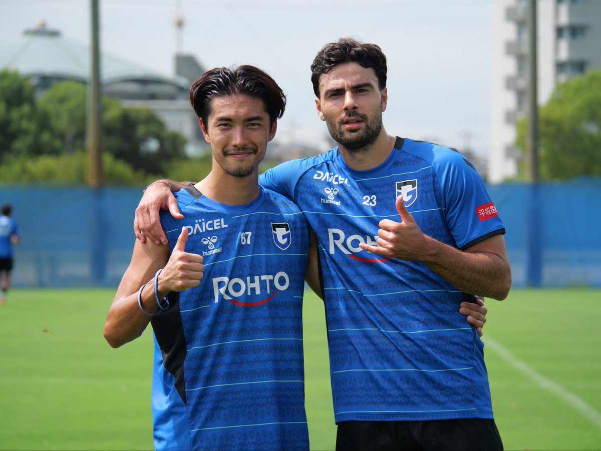 GAMBA_OFFICIAL's tweet photo. 0804 Training!!
開幕戦まであと3日✨

チケットは残りわずか！
試合情報はこちらから🔽
https://t.co/VJPHLA7Mpf

#ガンバ大阪 #GAMBAOSAKA https://t.co/SjHtCoRdf0