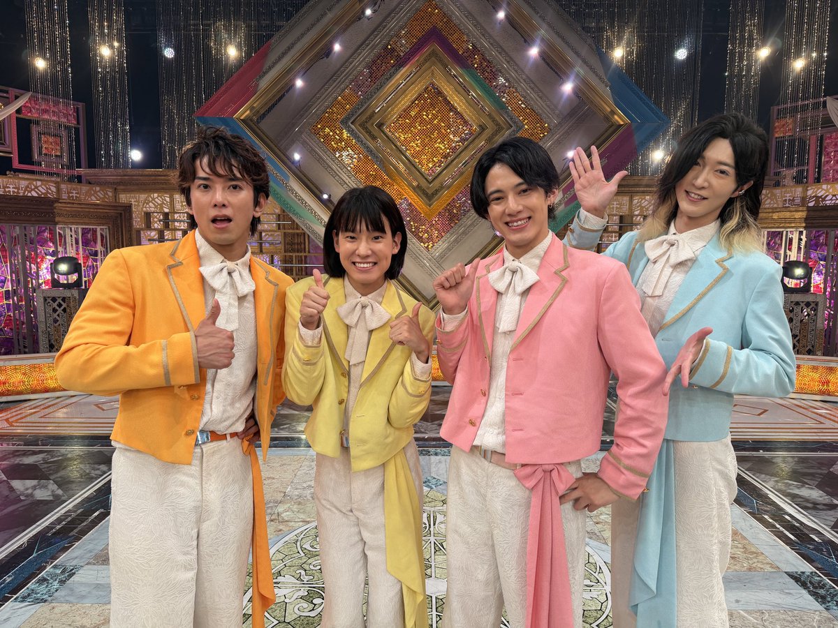 tx_melodix's tweet photo. 8/10(月)のメロディックスはモナキが初登場🌟

💛独自のおならルール
🧡10年前に山ちゃんと共演
💙番組セットの裏側に大興奮
🩷あるメンバーが教育係!?

さらに✨話題の新曲「すみなすものは心なりけり」もテレビ初披露🎆

テレビ東京「プレミアMelodiX!」26:50〜
テスト勉強✏️してからご覧ください📺 https://t.co/JxFRuHHzvi