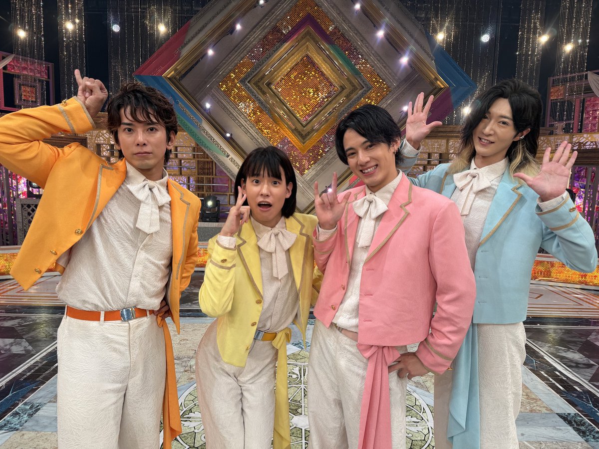 tx_melodix's tweet photo. 8/10(月)のメロディックスはモナキが初登場🌟

💛独自のおならルール
🧡10年前に山ちゃんと共演
💙番組セットの裏側に大興奮
🩷あるメンバーが教育係!?

さらに✨話題の新曲「すみなすものは心なりけり」もテレビ初披露🎆

テレビ東京「プレミアMelodiX!」26:50〜
テスト勉強✏️してからご覧ください📺 https://t.co/JxFRuHHzvi