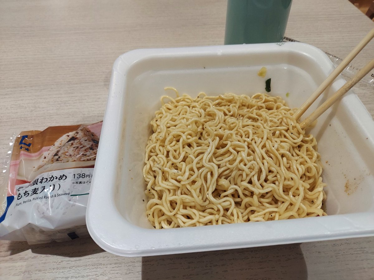 hamster2679's tweet photo. ﾗﾝﾁｯﾁ～😘
ドル/円は大人しいスタートですね
冷静に昨日の振り返りをして
今日は稼ぐ事より守り重視に
スタイル変更ちた
こんな変動相場がずっとは続かないので
変な欲出さずにやり過ごして
平時にいつも通りやろ
急落は取れたら位で https://t.co/P1IOiSymaR