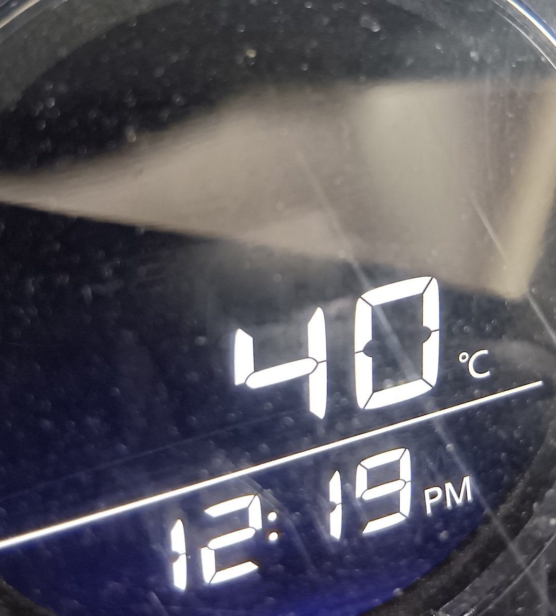 uchi_chairing's tweet photo. 外気温が､､､
今日の熊本は40度以下だったはずなのに🥵 https://t.co/qrTGOZZpBS