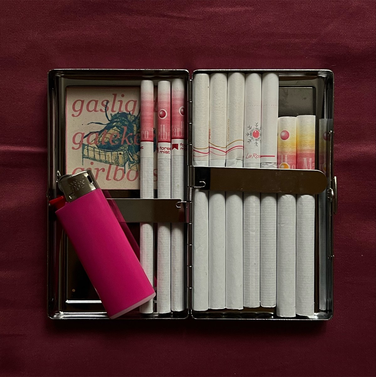 lingerinwillows's tweet photo. added a few to my cig case ! https://t.co/jANRLszF3R