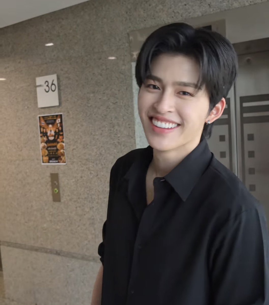 pearlnsm's tweet photo. คุรปอนเรียกแกร๊บเบ๋อ https://t.co/S7X96FVsaV