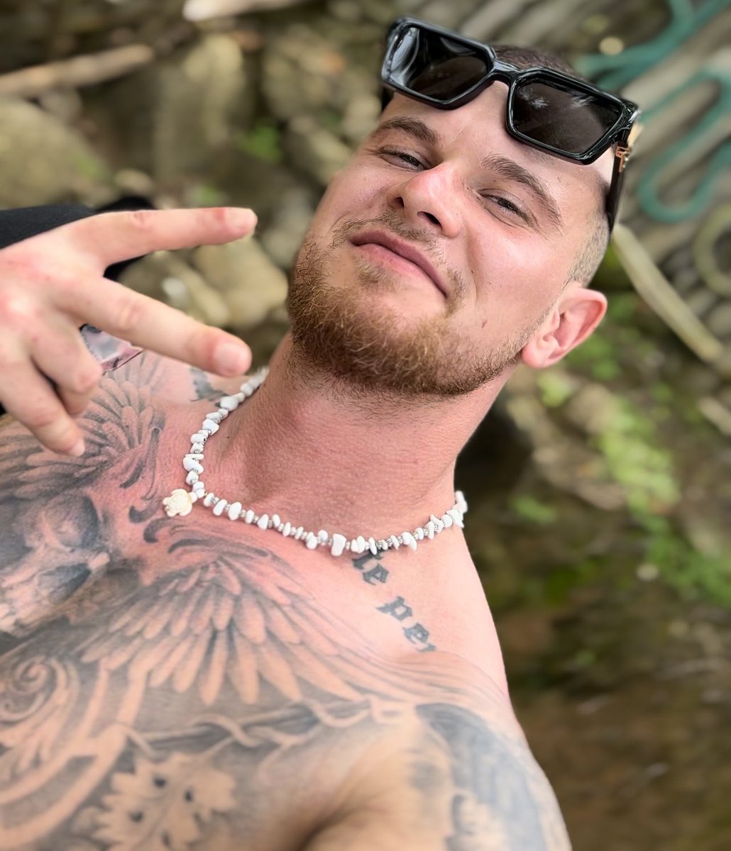 JohnXhhX's tweet photo. Enjoy the sun ☀️ https://t.co/npyfFp0Yv4