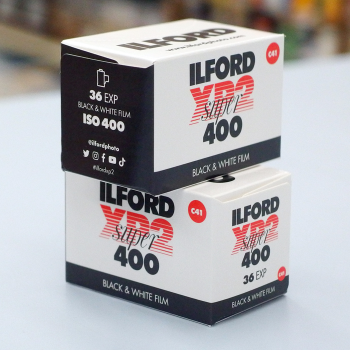 ILFORD XP2 Super 400 by #たまプラーザ 店 #白黒フィルム ですが
