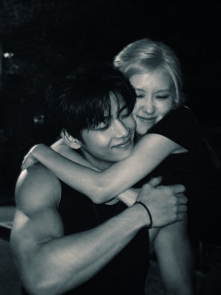 forestandwine's tweet photo. ㅤ
𝐕𝐈𝐂𝐓𝐎𝐑 ㅤㅤ©🦇ㅤㅤ️ᗷ- D̷🅰Ỵ̛̖͋͢ 𝟖월 𝟒일
ㅤ
빅터, 생일 축하해! 오늘 하루 최대한 즐겁게 보내렴. 내 동생, 모든 일이 잘 되길 바랄게. 사랑해! 🩶 https://t.co/HpbbuubGrK