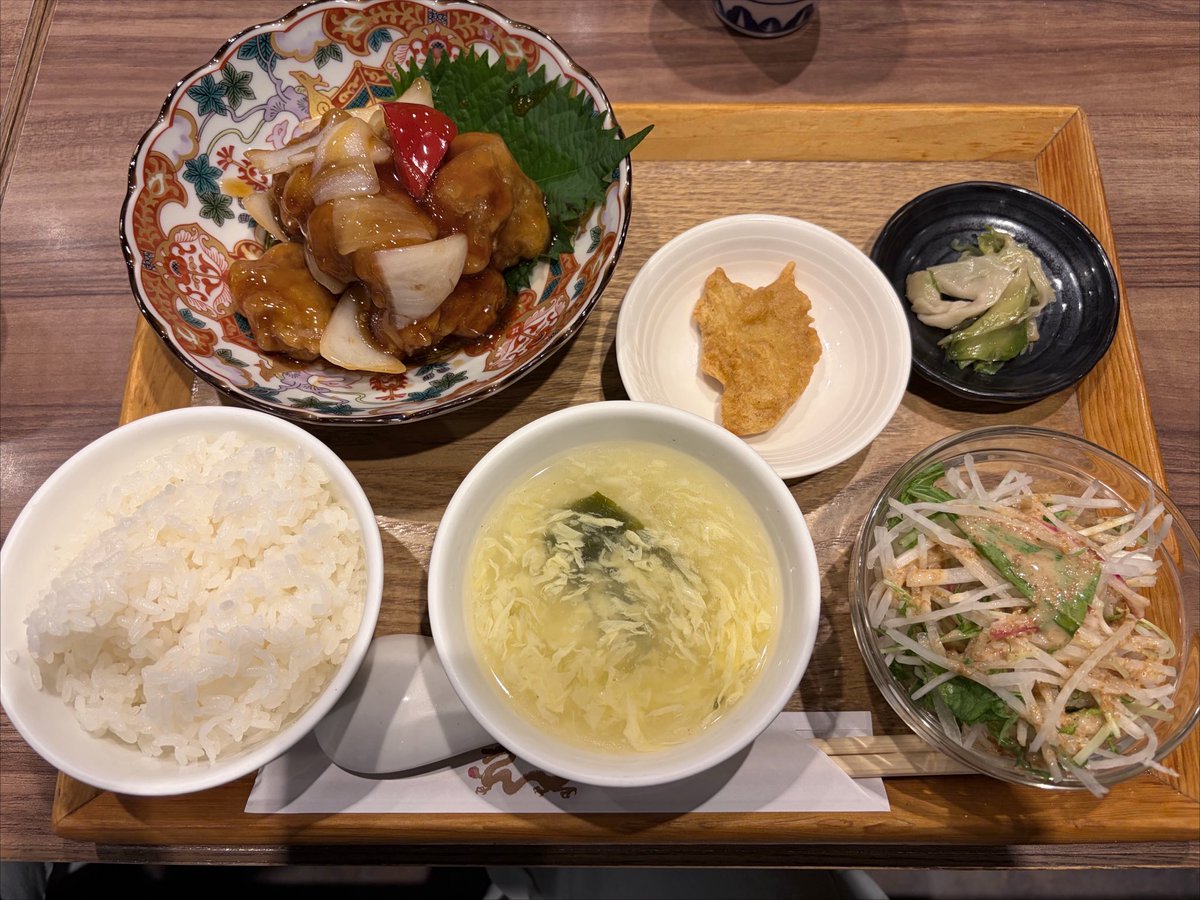 YuKimaRu819's tweet photo. 美味しい中華きた😄 https://t.co/Tec7cBKl2S
