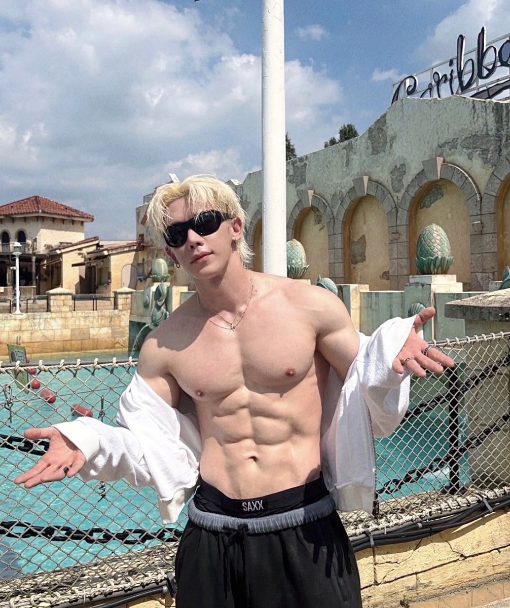 fromzeroto301's tweet photo. Category: washboard abs https://t.co/AmLDlexLnh