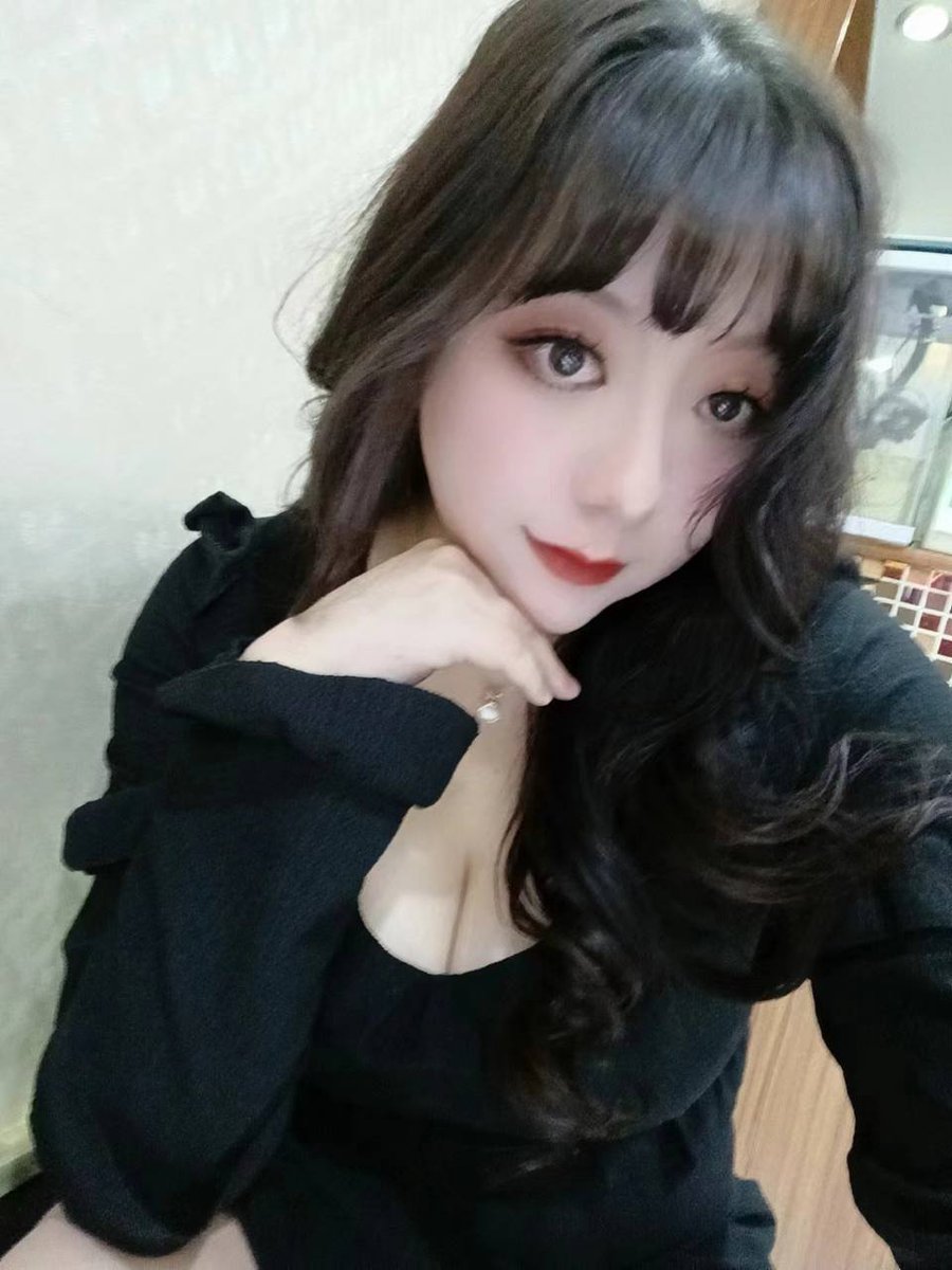 fubugun's tweet photo. 老师038
截图联系客服：@LbBechara

（订100抵课费，白嫖勿扰）
想一头扎进你怀里  闻着你身上的熟悉味道  告诉你这几天的委屈  以及最重要的  我��想你
秭归县
#宜昌
#湖北 https://t.co/XT5gmsDmJg