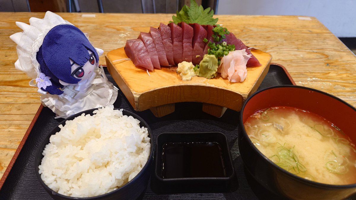 ROKROKRO6's tweet photo. お昼は和食〜

#シャニマスぬいぬい部 https://t.co/RkOsMhEf2J