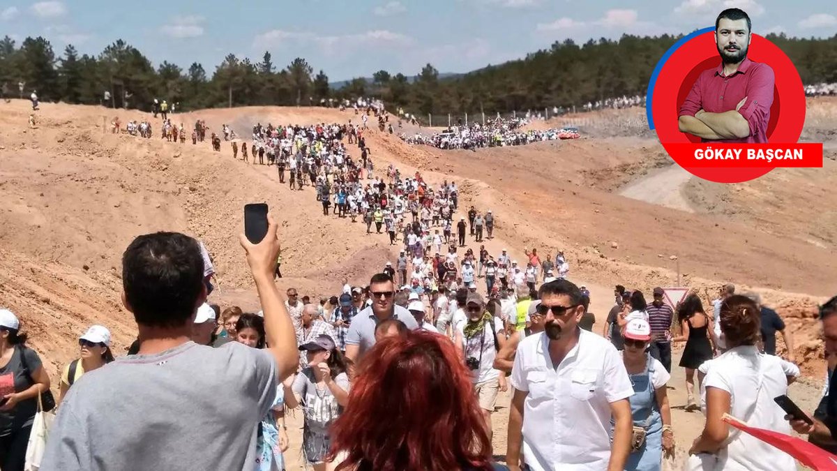 BirGun_Gazetesi's tweet photo. 'Bizimkiler' yağmalasın

Yıllarca Türkiye’nin doğal varlıklarını sömüren yabancı maden şirketleri birer birer çekilirken geride bırakılan dev sahalar iktidara yakın yerli sermaye gruplarına devrediliyor. Ruhsat iptalleri ve toplumsal muhalefet nedeniyle çekilen yabancı devler yerini yerli tekellere bıraksa da, doğasını ve yaşam alanını koruyan halkın yağmaya karşı direnişi sürüyor
https://t.co/w98LUAjWA5