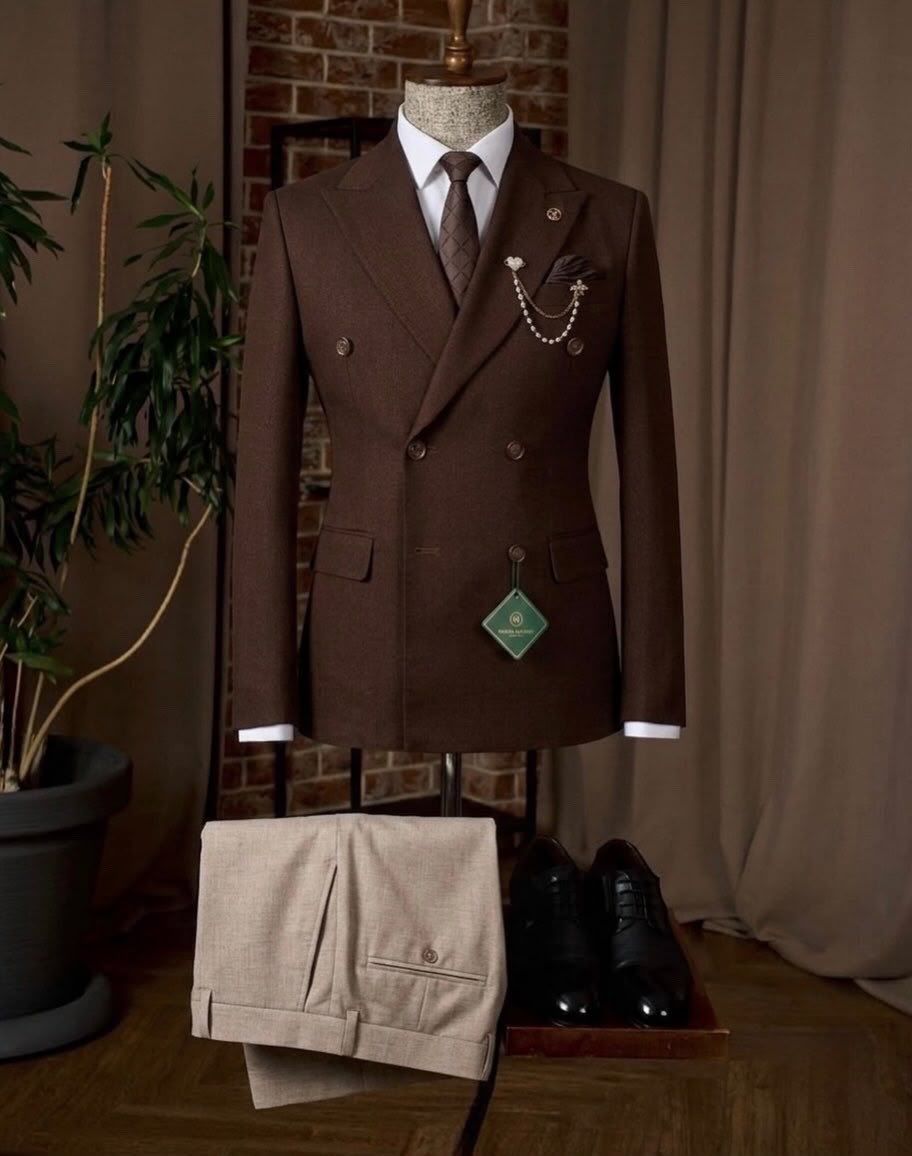 OG_SUITS's tweet photo. ELEVATE YOUR STYLE AND PRESENCE WITH OUR SUITS✅
DESIGNED FOR THE MORDERN GENTLEMEN, PERFECT FOR ANY OCCASION✨📌

 SIZE 44-56✅
COAT &amp; PANT 180k
FULL 230k

https://t.co/ffYf9lUR7E https://t.co/y16898poaG