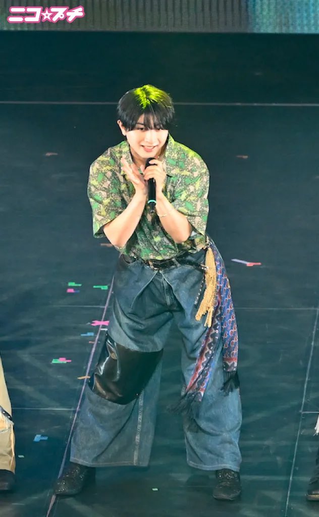 _onigiripower's tweet photo. メンカラみどり！　博士号取得の秀才アイド���♡　本髙克樹（もとだか・かつき）（感謝の写経）
【B&amp;ZAI】水着から浴衣まで夏満開！8人8色のキラめきがまぶしい☆B&amp;ZAI LIVE 2026 Summer Beatレポ | ニコ☆プチ | 小学生ナンバーワンウェブマガジン https://t.co/IIMzrL01PI https://t.co/VWe20PoABx