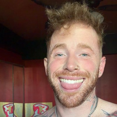 DeanTaylorX's tweet photo. #NewProfilePic https://t.co/7yosGqjbpP