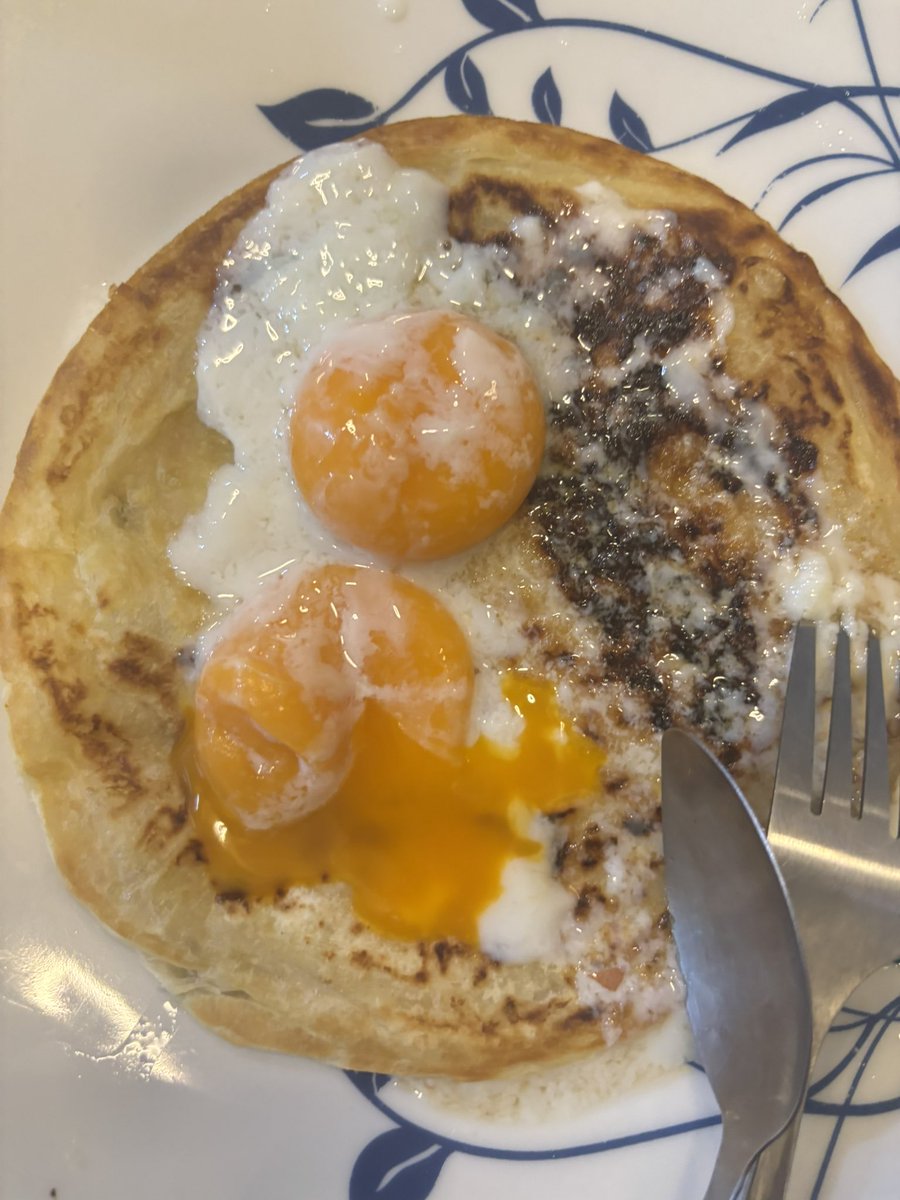 sicknthin's tweet photo. 040826
brekkie - lowcal paratha with half boiled eggs https://t.co/P3Mg2M6IDD