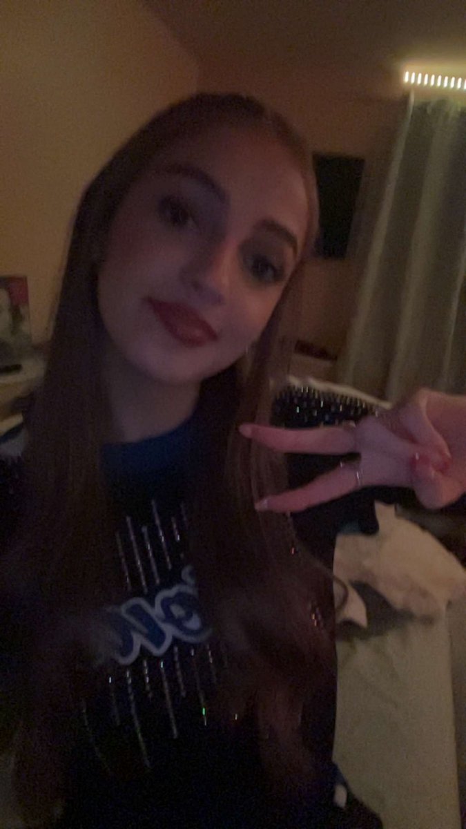 JordanDennbhtp's tweet photo. HMU for more of my gf or bops https://t.co/2YWeyUtL0E