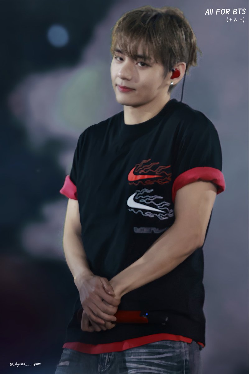 _agustd____yuan's tweet photo. 260612 V 아리랑 부산 콘서트 
Arirang Tour In BUSAN D1

#BTS_ARIRANG #BTS_ARIRANG_TOUR_IN_BUSAN
#김태형 #태형 #뷔 #TAEHYUNG #V 
#BTS #방탄소년단 @bts_bighit https://t.co/14ebfbAAAa