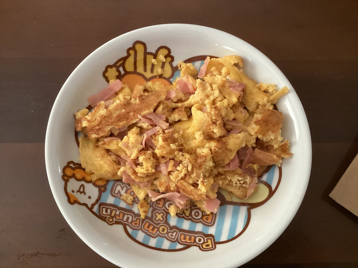 127DSnoob's tweet photo. 初めて作ったオムレツ!
ナニコレ! https://t.co/08BRm3IQzW