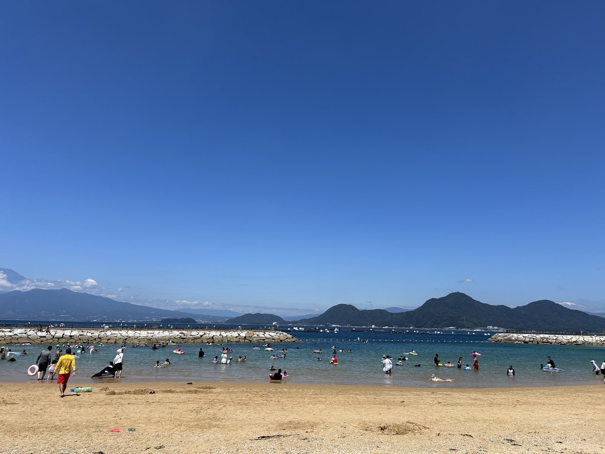 Daaaaaaaaaaai3's tweet photo. 海！ですの！ https://t.co/T7H9wPSAYx