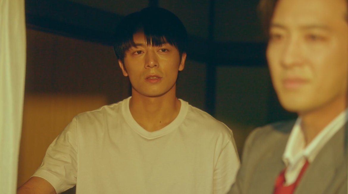 abc_mgzn's tweet photo. 【ネタバレあり】『キスは捜査のあとで』第2話：齋藤璃佑の破壊力バツグン足ドンに「スカイツリー跨げる」「通天閣より長い」視聴者爆沸き
＃キスは捜査のあとで　＃渡部秀　＃齋藤璃佑
#DutyFirstKissLater

https://t.co/z7eHAYlPVv https://t.co/XLE7ZBFHcN