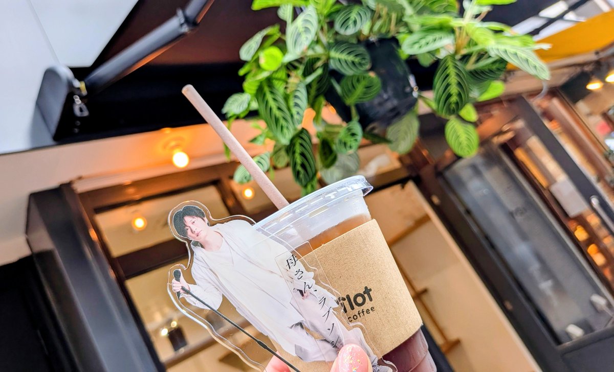 ktanakashi's tweet photo. 【母さん遠征の思い出】
8/1 谷中銀座
聖地が詰まっておる、夢の国だった…
滝汗で食べるイカ焼き最高!
ビールがすすむこと!(笑)
美味しいもの沢山食べて、目にもお腹にも楽しすぎた♡
#いか焼やきや
#ilot
#CHAYA松緒
#ザクロ ←お姉さん談最高でした🤣 https://t.co/HRLFK5ic4z