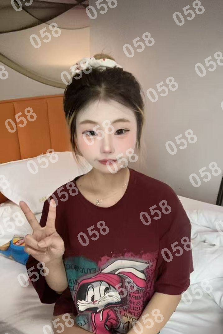 345HIME's tweet photo. 👉助理@hyum74
久久连妹子白嫖勿扰
看上了请截图妹子便客服快速安排
江门市台山市汶村广场
#江门
喝着孤独的酒，吹着自由的风，等一个没有归期的人，在余生里，做着只有自己的梦。 https://t.co/LsVKiADQjW