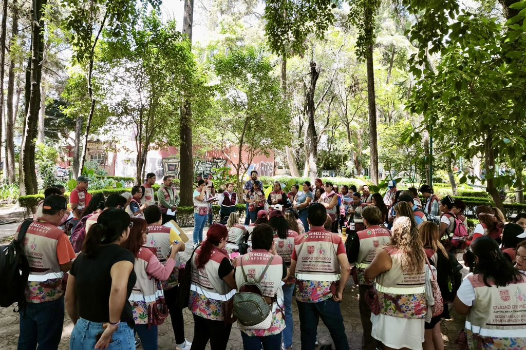 Thania_SolisMH's tweet photo. Las #Utopías representan un proyecto de bienestar y cuidados que acercan y ofrecen servicios culturales, deportivos y recreativos gratuitos para toda la población.
Hasta ahora, la Jefa de Gobierno @ClaraBrugadaM ha inaugurado 7 y pronto Miguel Hidalgo albergará algunas de éstas. 

El Equipo de la @PCMHCDMX esta listo para informar desde el territorio sobre este proyecto que representa una transformación de la infraestructura y los servicios públicos.