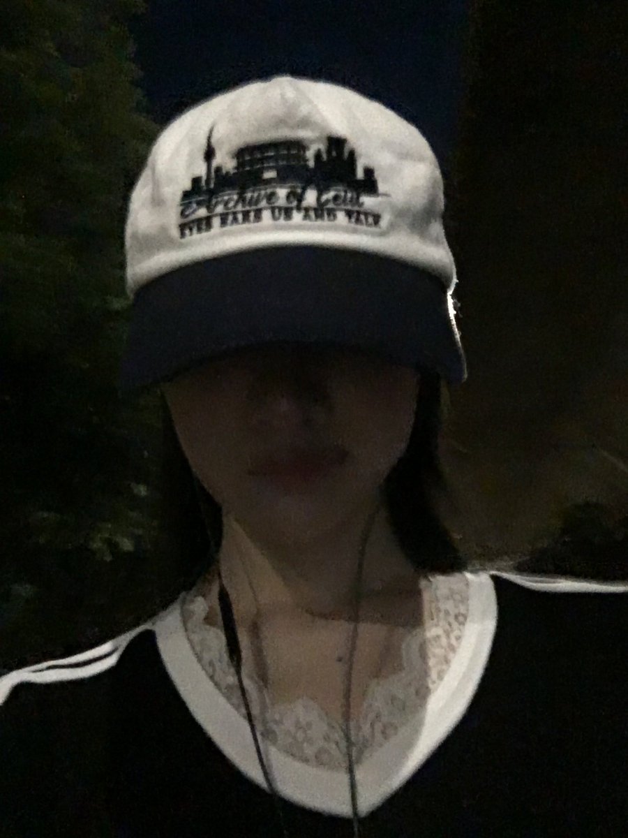 juunkxim's tweet photo. 🖤 — " 나는 검은색을 좋아해 "

͏ https://t.co/FkWRKKwa73