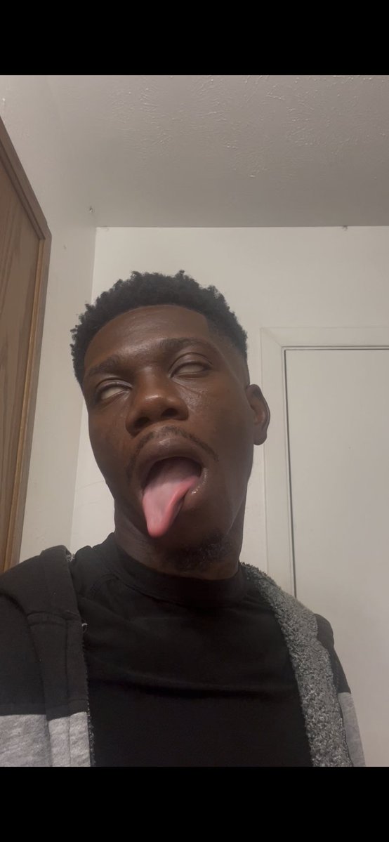 pornstar_poppa tweet picture