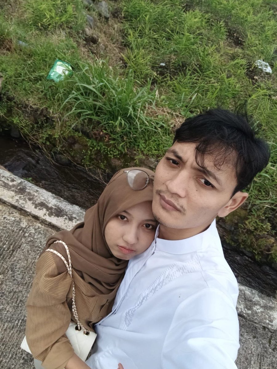 milkitamilkk's tweet photo. selamat ulangtahun sayang, bahagia selalu💖  @sundarese https://t.co/CWBRnRHjMl