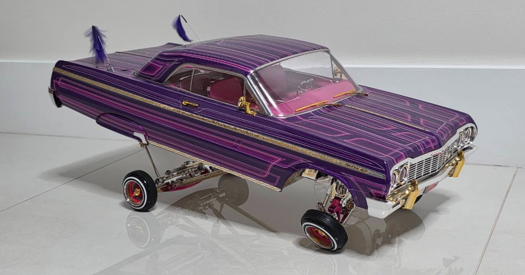 RedcatRacing's tweet photo. Check out Alex Alfonso’s wife’s Redcat SixtyFour, lovingly named "Grape Juice"! 🍇✨ It’s all decked out with awesome parts from @GalindosBikesandparts and stunning graphics by @monster_graphics.  

https://t.co/ITvZhSbqM4

#SixtyFour #rcLowriders #rcHopper #RedcatCreations https://t.co/4mtXFcZYhJ