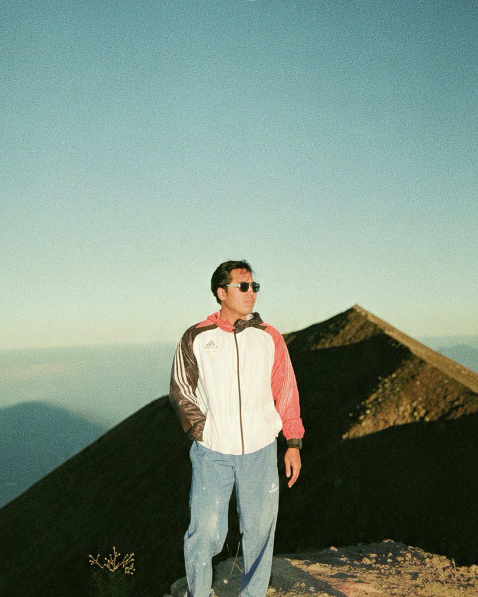 pantheeraa's tweet photo. Gunung Agung
We did it! https://t.co/OzbavdDsV0