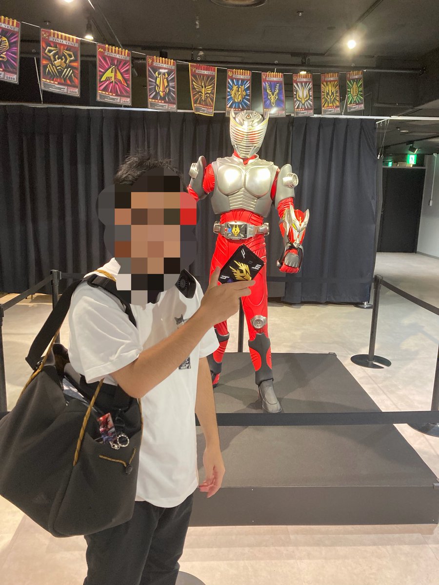 KyokiRevolution's tweet photo. 自己紹介も兼ねて固定更新。
｢狂うほどの龍騎好き｣略して狂騎です。
呼び方は響希でも狂騎でもどちらでも⭕️
アニメや漫画も好きでそれを共有する趣味全開の雑多垢。
特に100カノに脳焼かれまくってます。
同士と繋がれたら凄く嬉しいです！
よろしくお願いします！！ https://t.co/TSS4JG73Dj