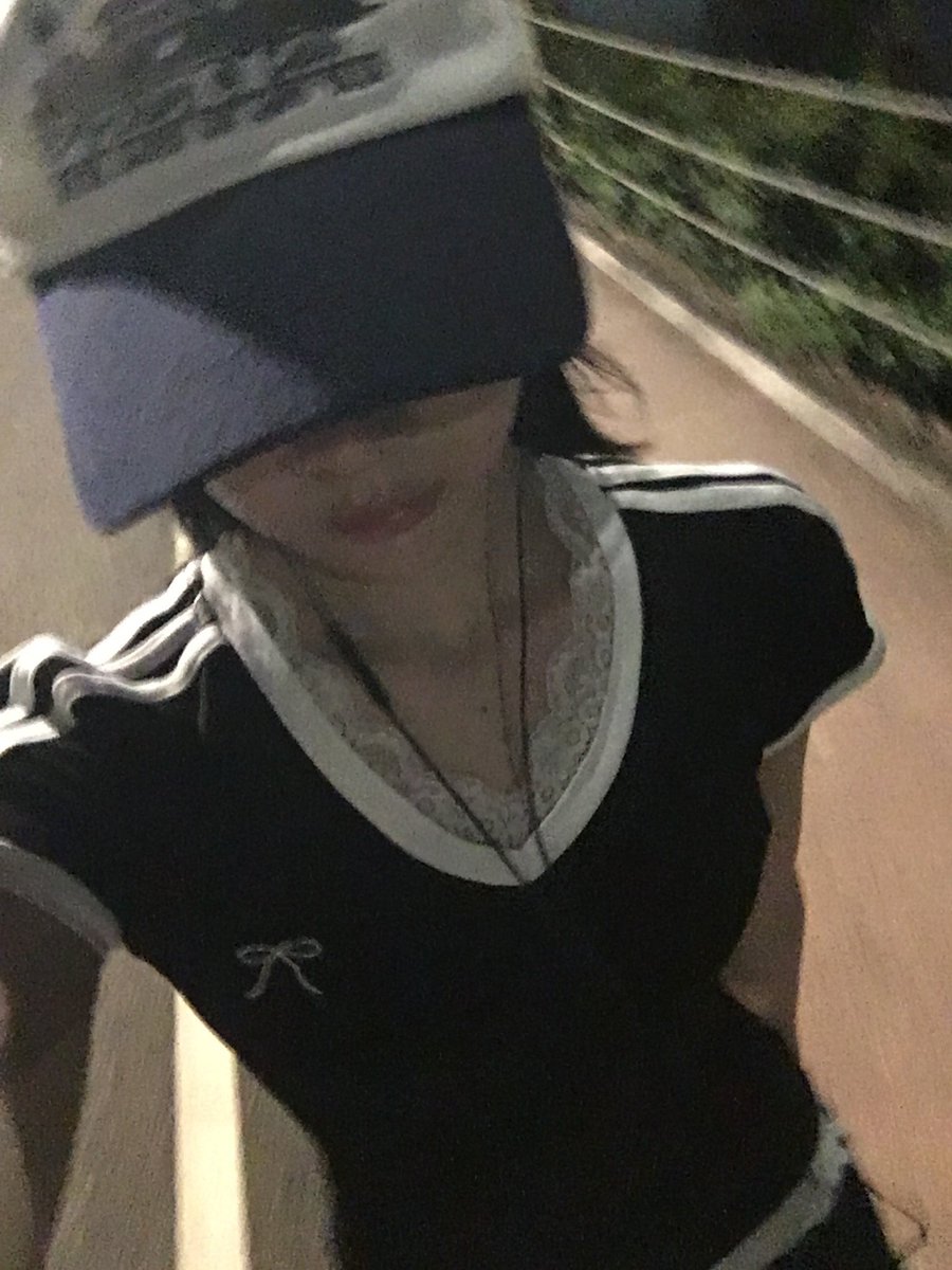 juunkxim's tweet photo. 🖤; https://t.co/Lzmf8KNnwZ