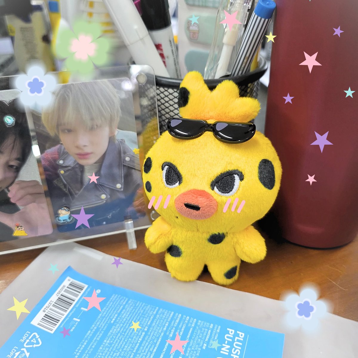 reddd_daisy's tweet photo. ~`♡ happy mails!!

smol pu-ni just arrived! thanks to kak @arthajimgga sangat gemass~✨️ https://t.co/oJuSrGpSMz