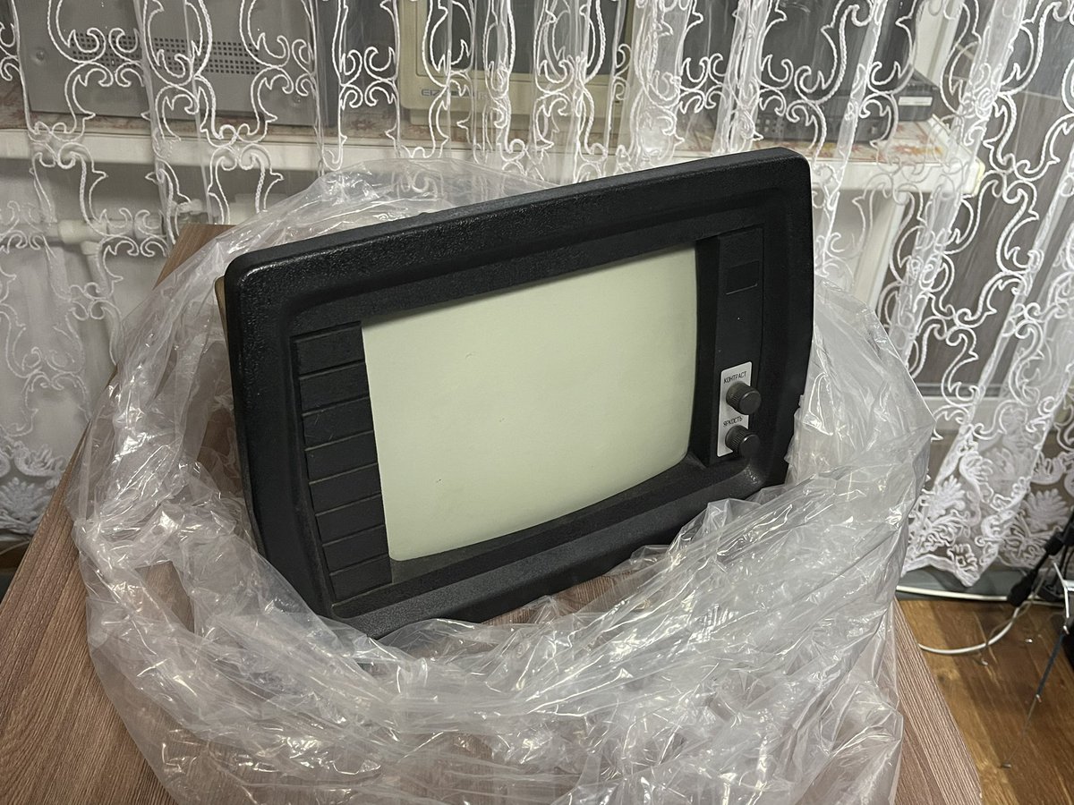 GryphonLab's tweet photo. Replacement monitor for my DVK-3 https://t.co/2qJKhwQCEd