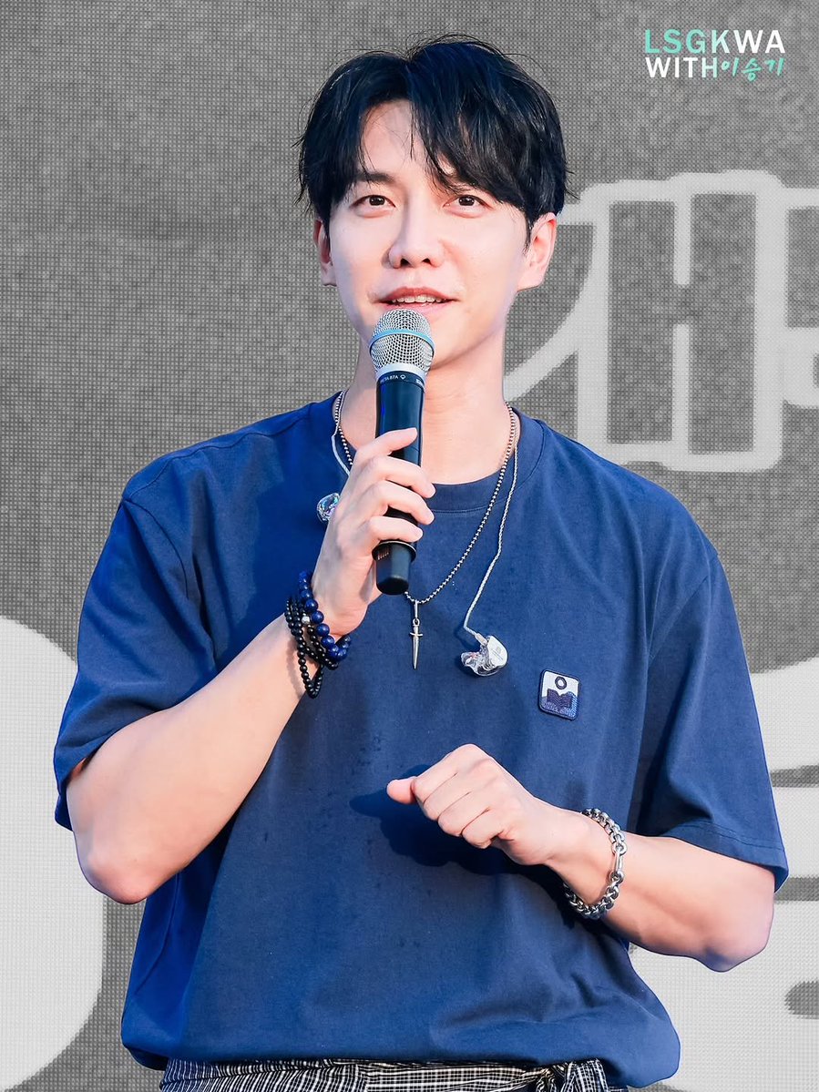 lsgphilippines's tweet photo. 080426 | lsgkwa instagram

Lee Seung Gi for Busan North Port Ocean SUP Festa 🌊😍

3/3
#LEESEUNGGI #이승기 https://t.co/saKkbppZvk