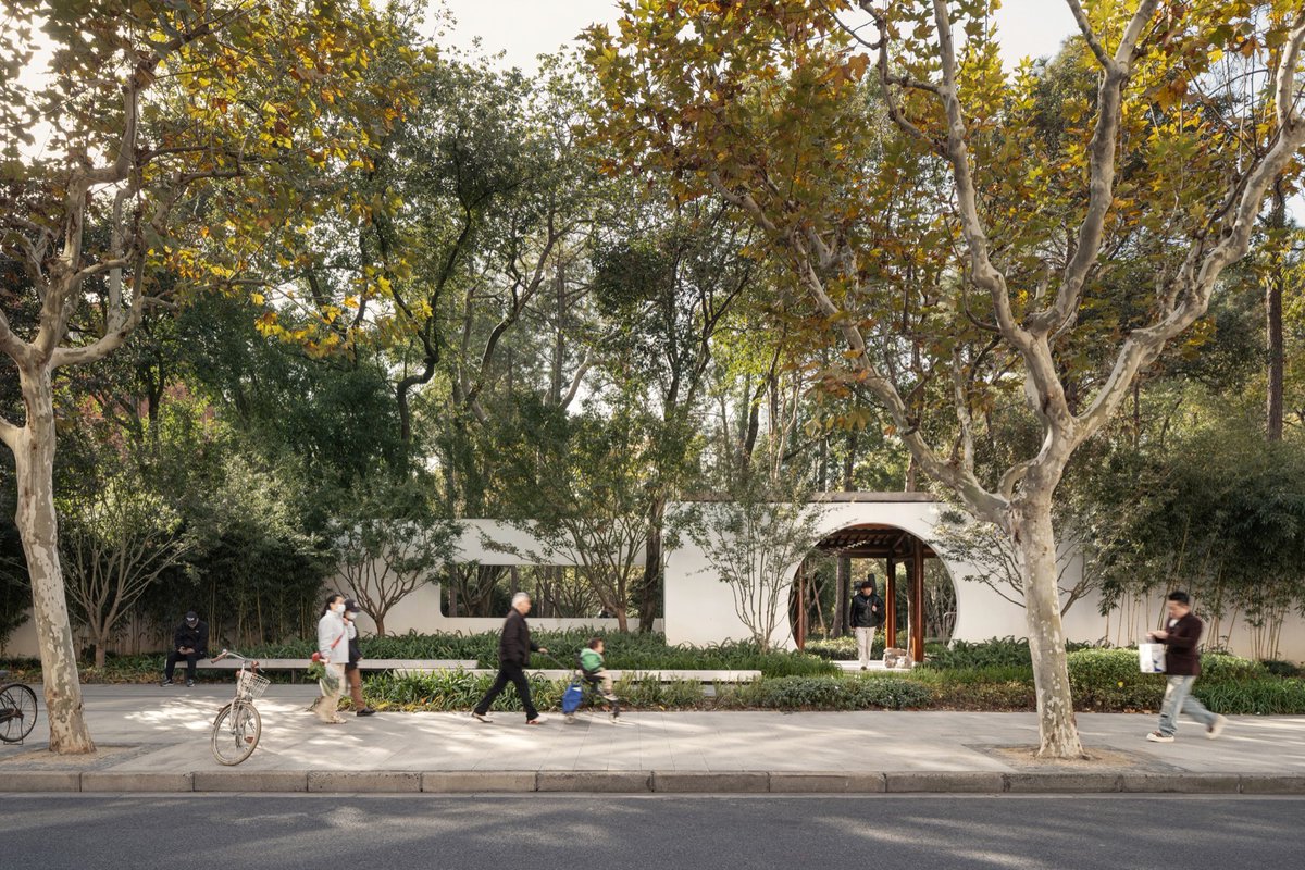 goooodofficial's tweet photo. Caoxi Park Renewal, Shanghai by VIASCAPE design + Jiyu Architecture
Travelling among Mountains and Streams
https://t.co/yWKqbp3kIR
Photographer: CreatAR Images, SUN Yijia
#landscape #design #landscapedesign https://t.co/SFqVkm8X3y