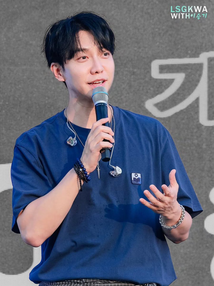 lsgphilippines's tweet photo. 080426 | lsgkwa instagram

Lee Seung Gi for Busan North Port Ocean SUP Festa 🌊😍

3/3
#LEESEUNGGI #이승기 https://t.co/saKkbppZvk